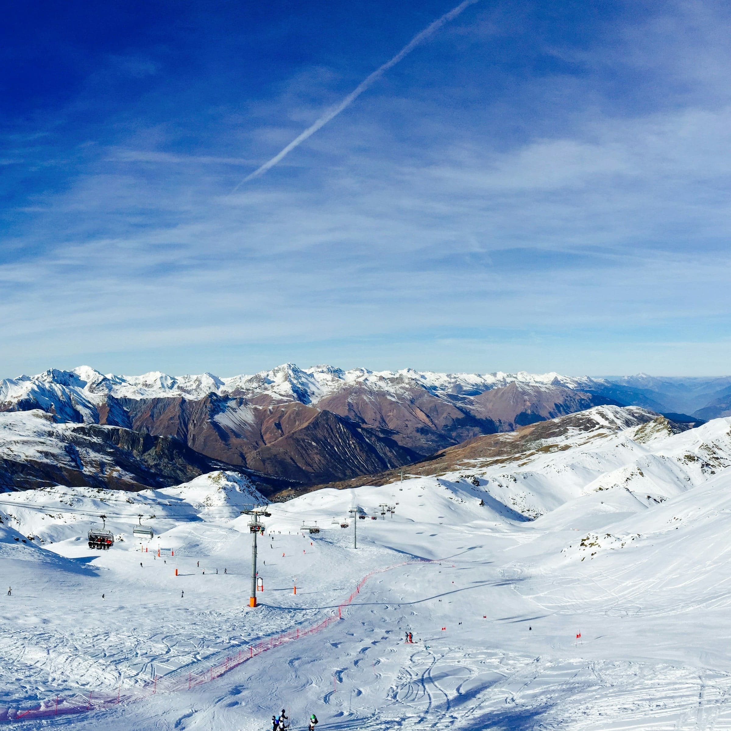 Méribel ski resort cable car in the Trois Vallées